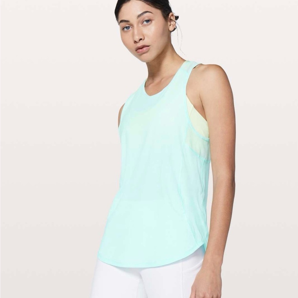 Lululemon Sculpt Tank Ii Palmolive Color Size 6